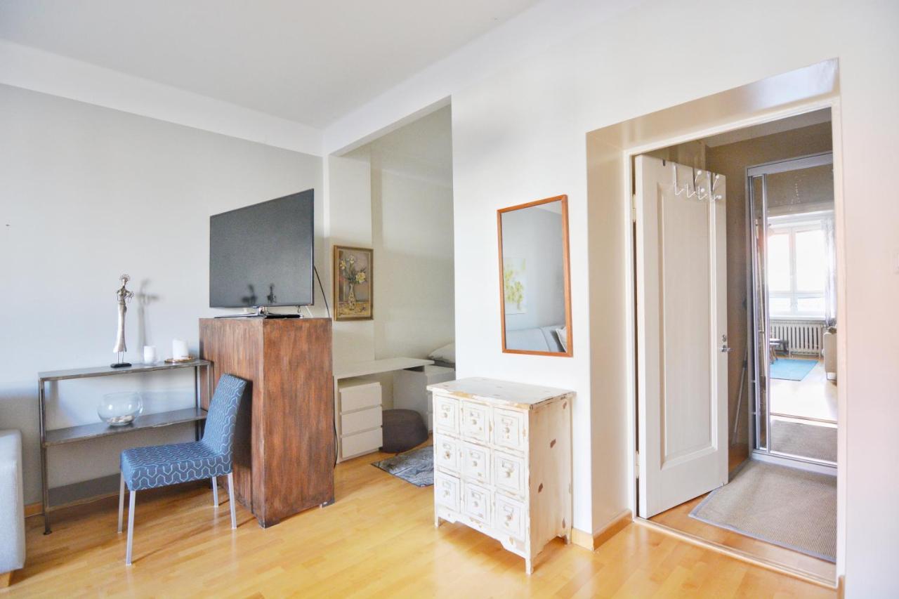 Homely - City Apartment 50M2 Helsingfors Exteriör bild